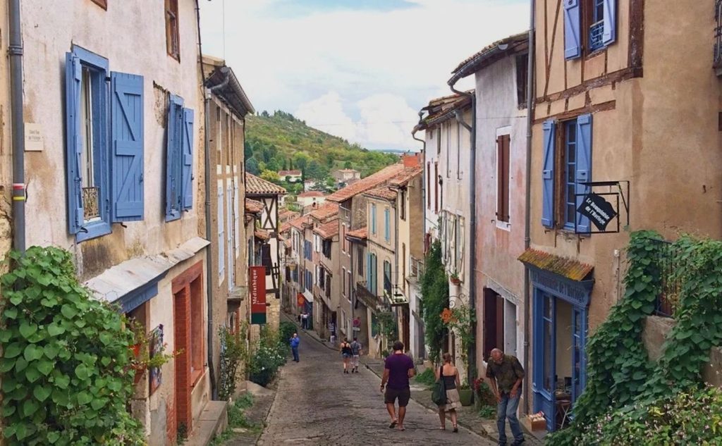 Day-Trips-from-Toulouse-cordes-sur-ciel